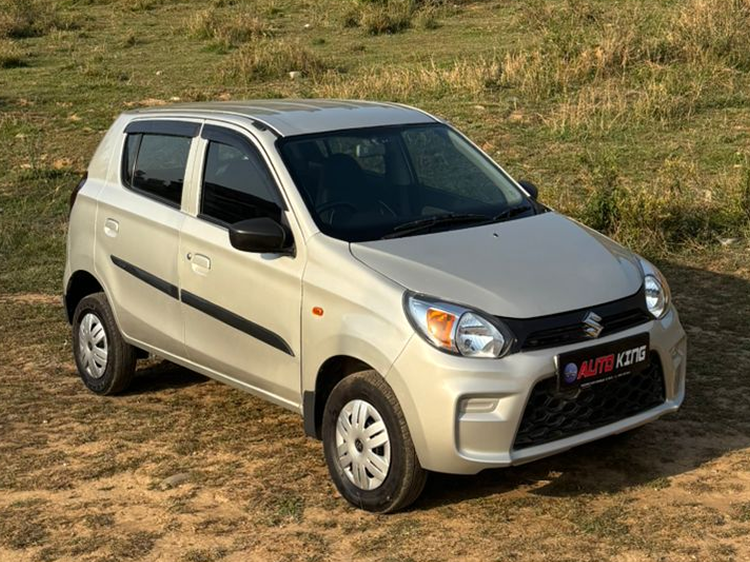 second hand alto car in kangra