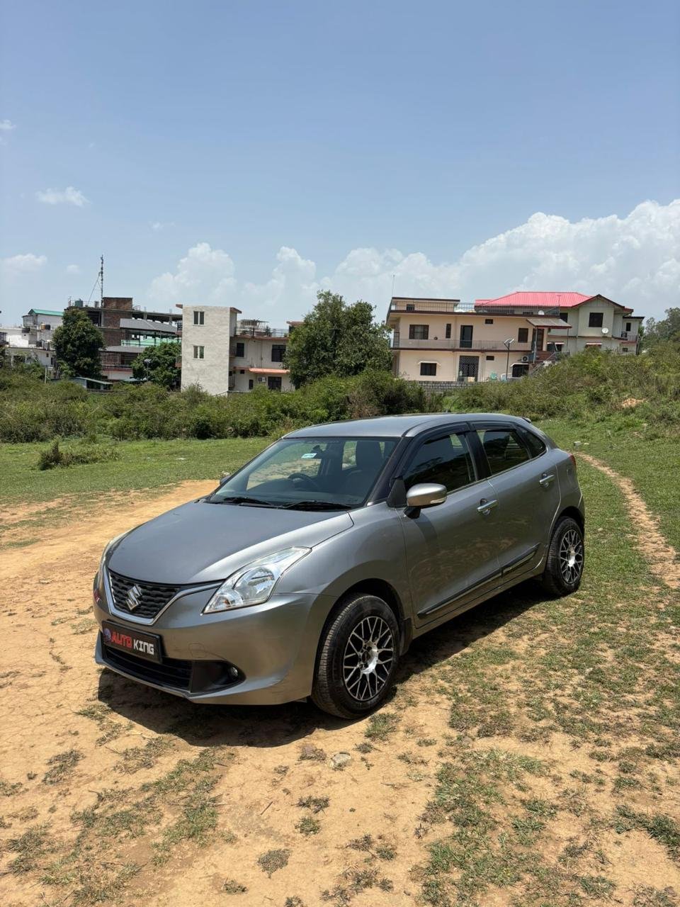 Second Hand Baleno full oneside